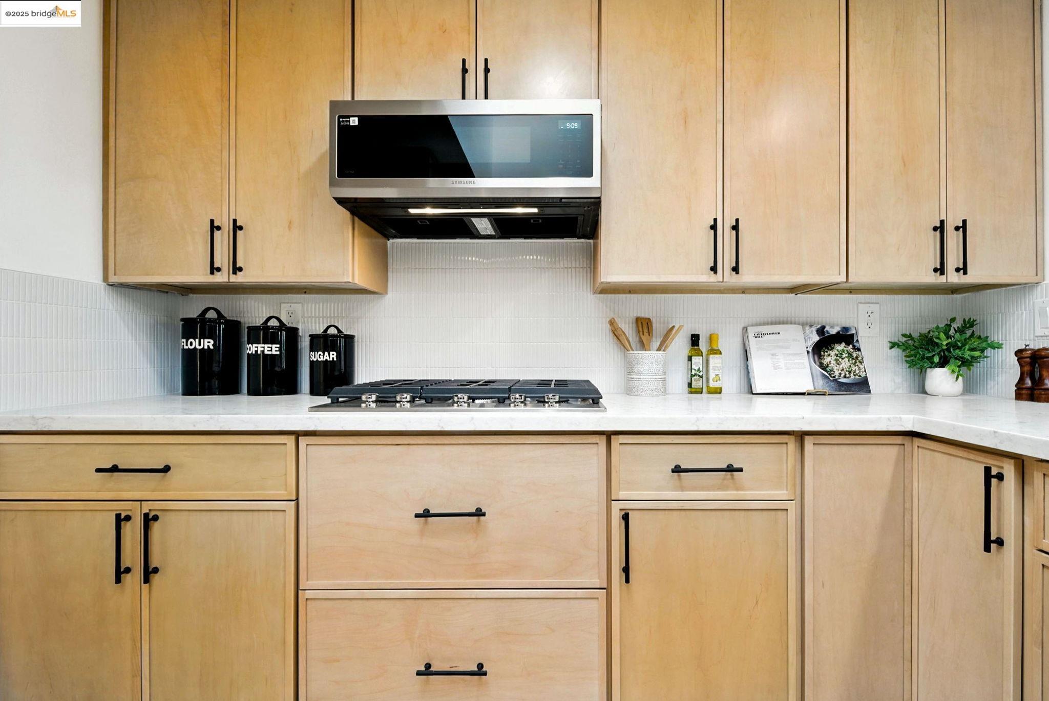 6605 Bret Harte Dr, San Jose