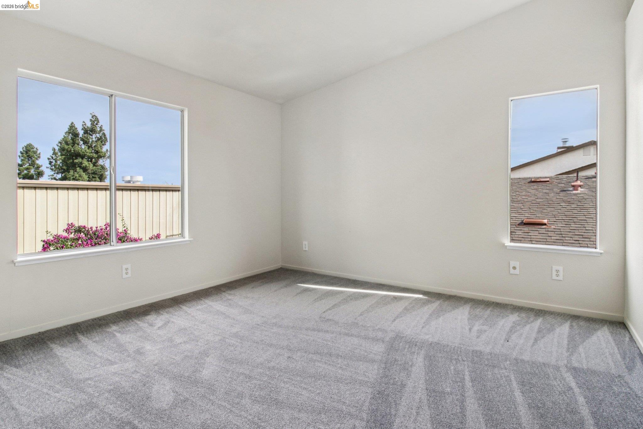 1559 Freed Cir