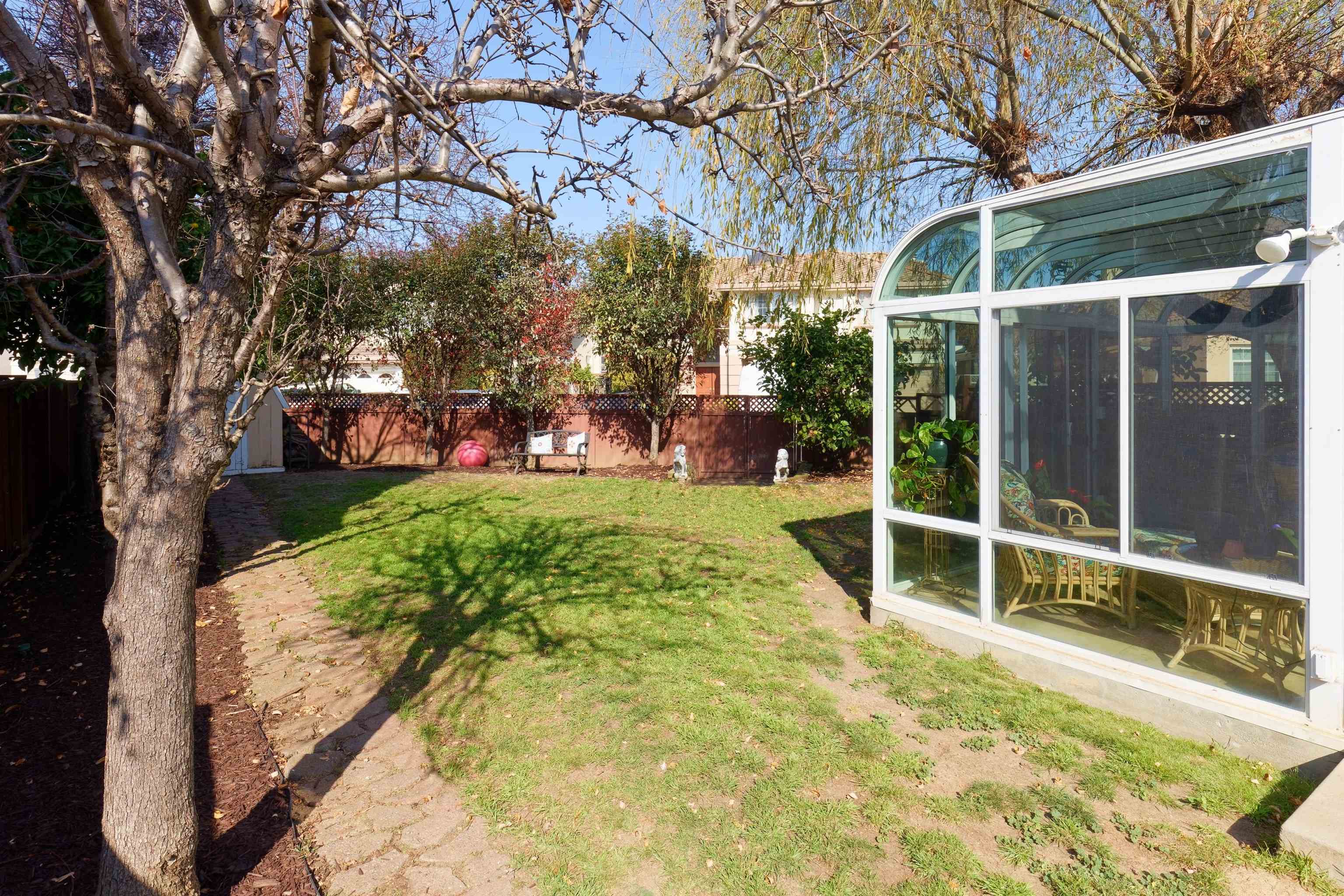 15109 Shining Star Ln