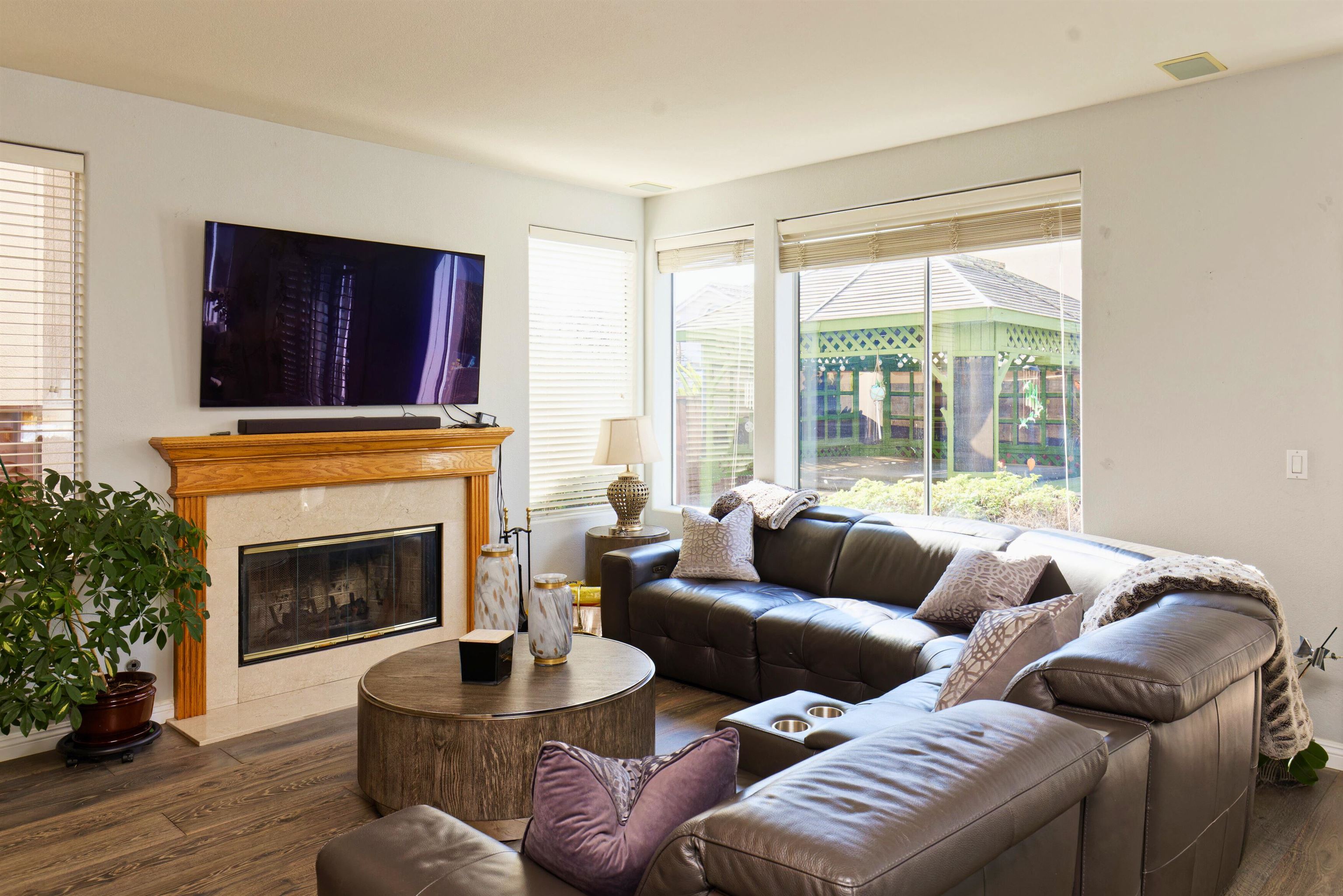 15109 Shining Star Ln