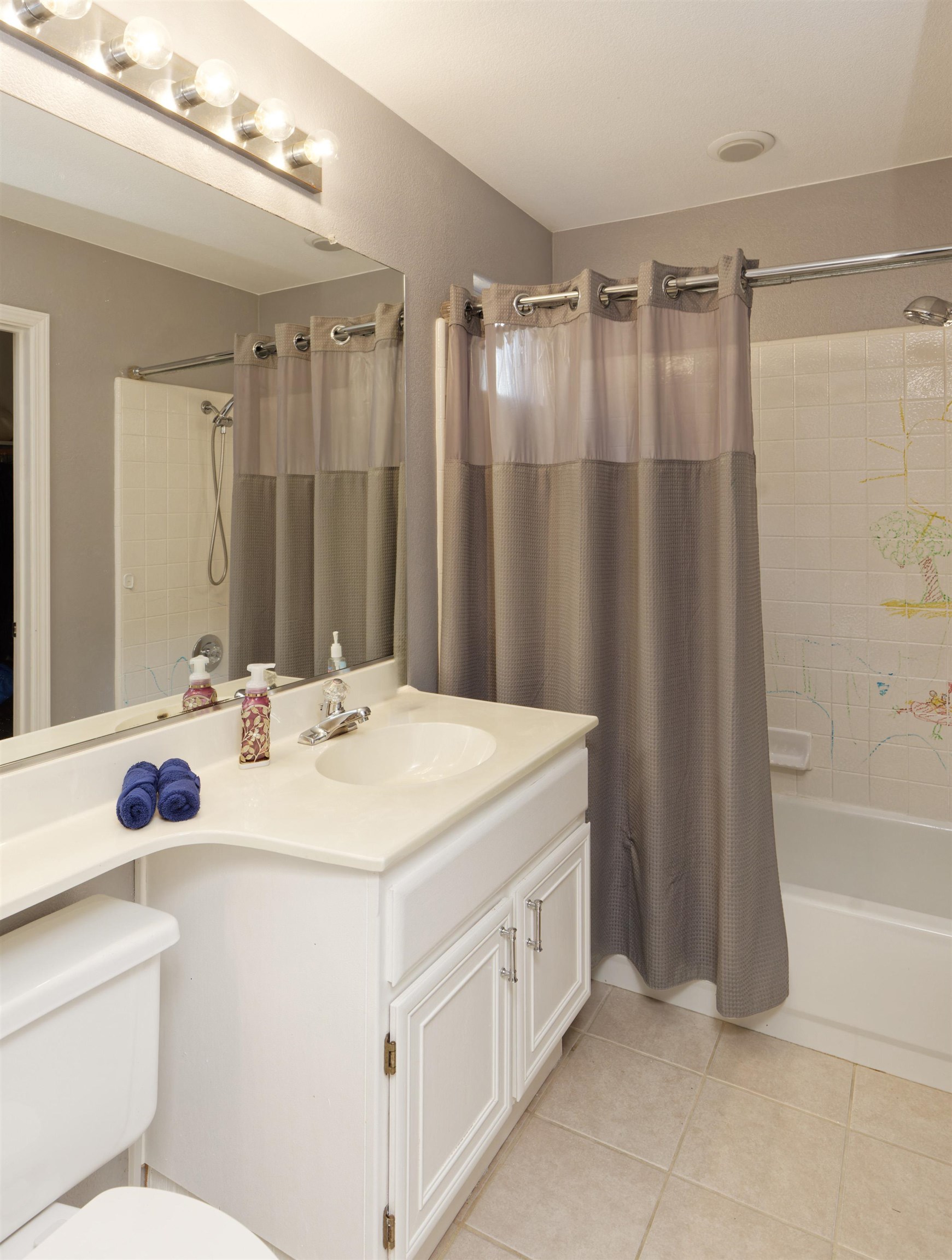 15109 Shining Star Ln