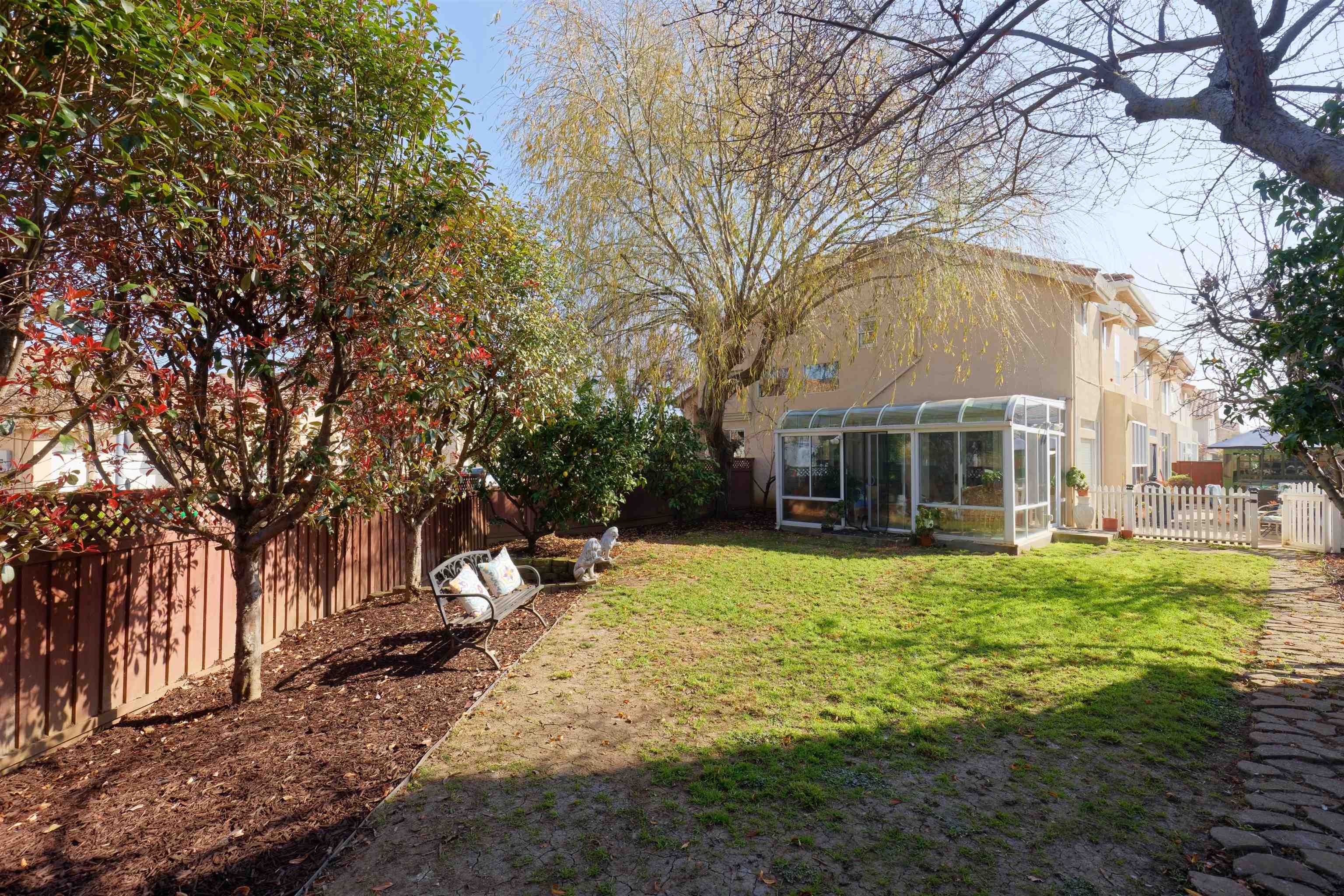 15109 Shining Star Ln