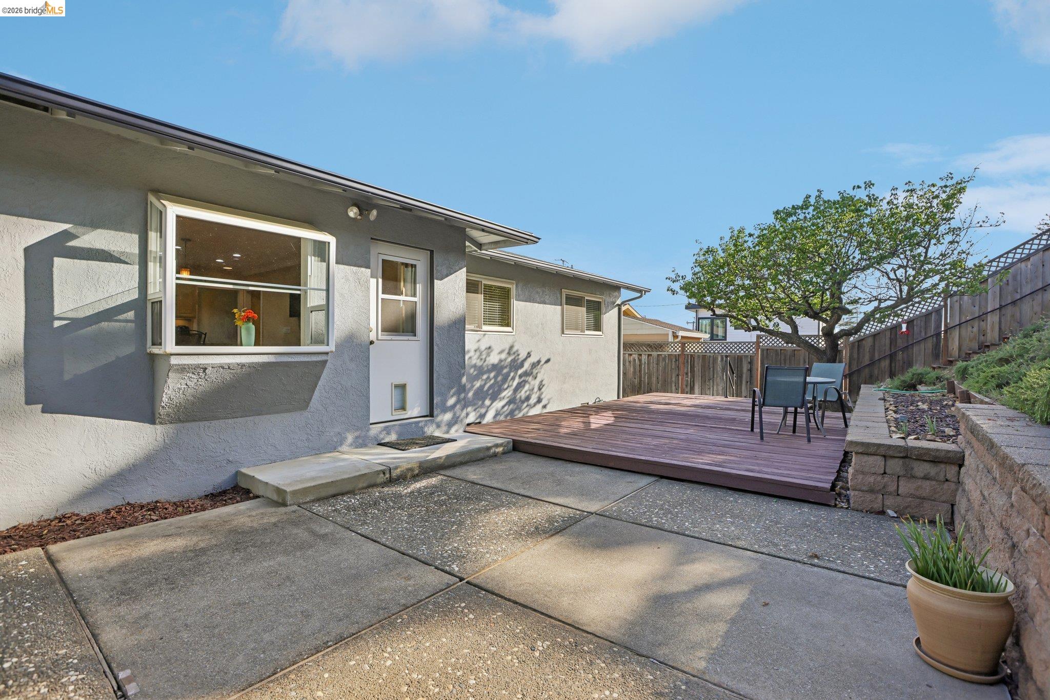 85 Edgemont Way