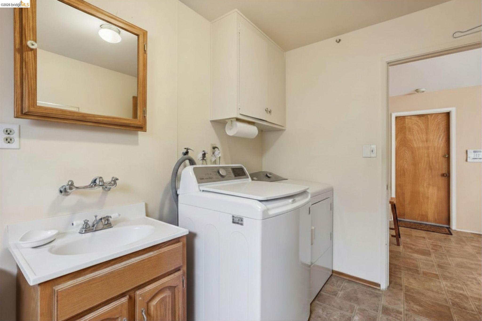 85 Edgemont Way