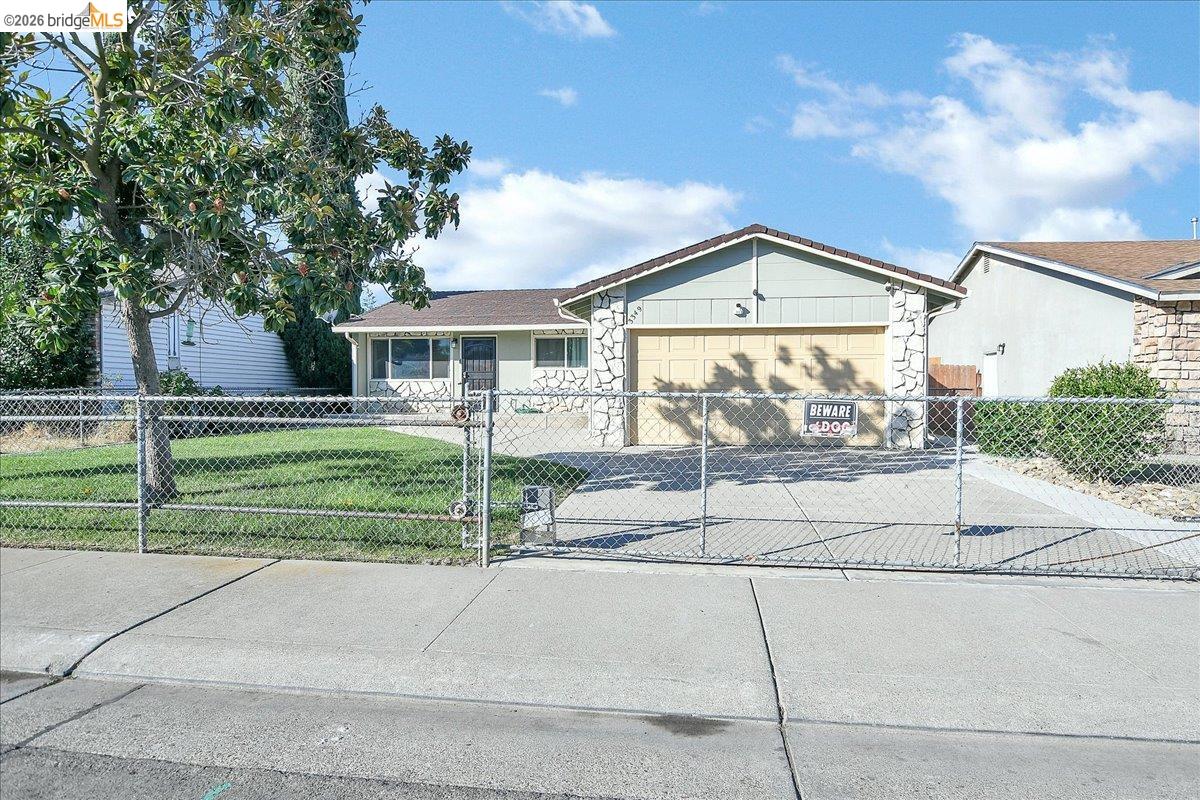 3349 Zamora Way