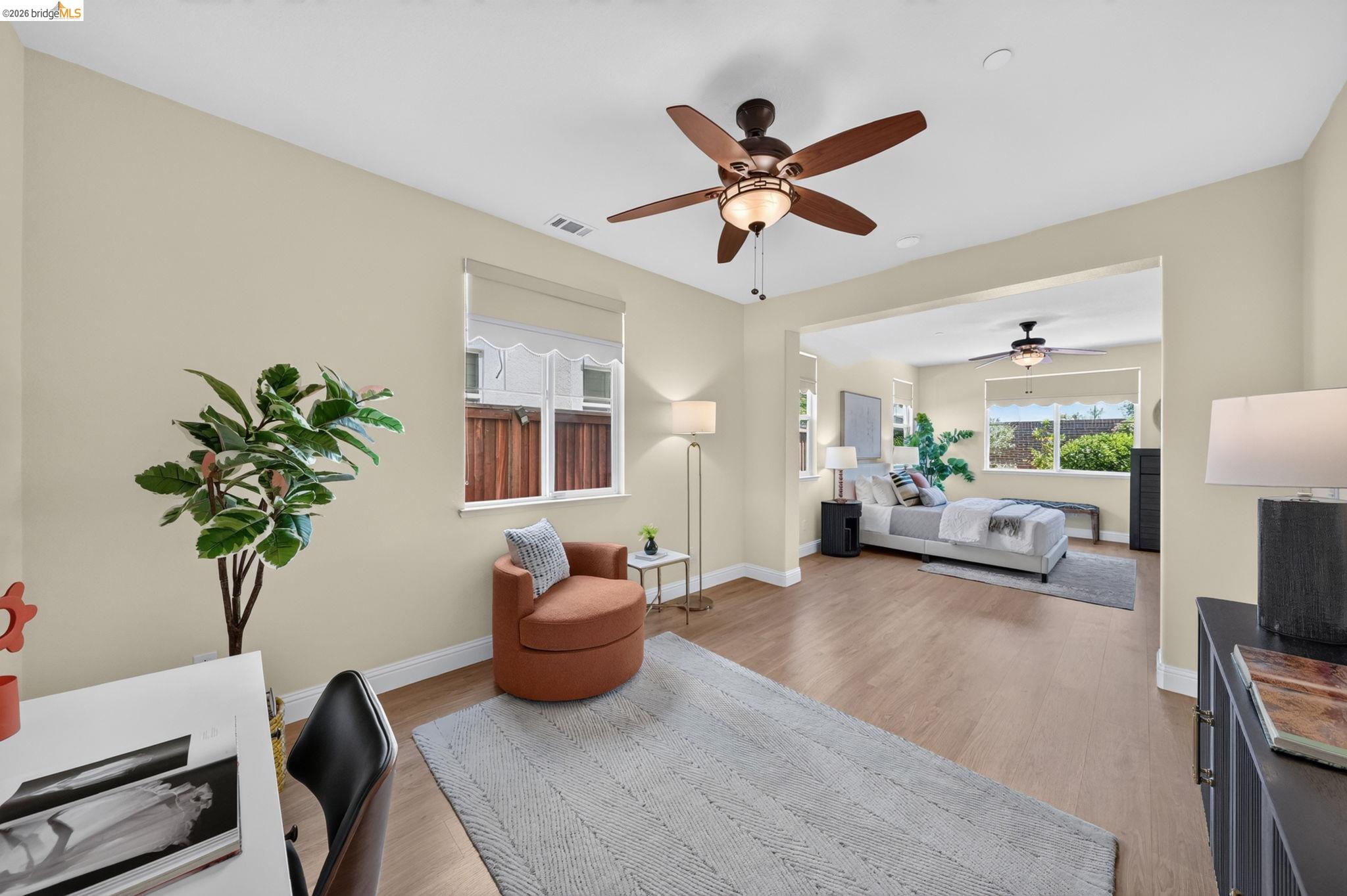 1098 Beau Ave