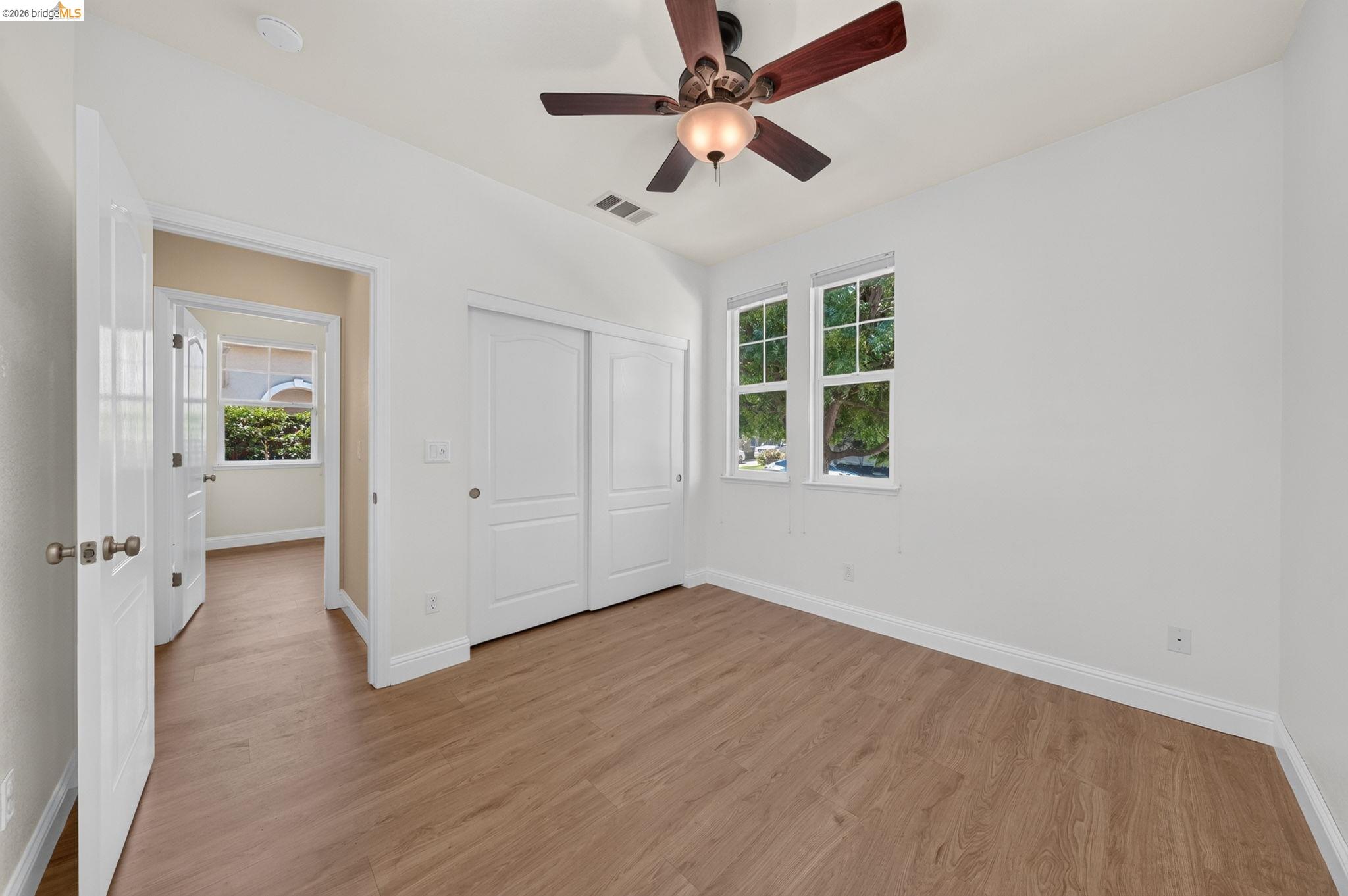 1098 Beau Ave