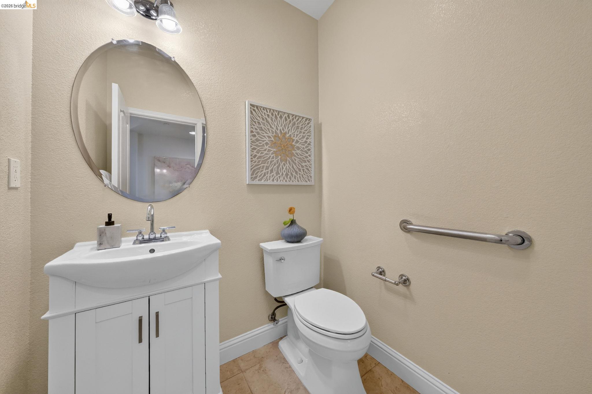 1098 Beau Ave
