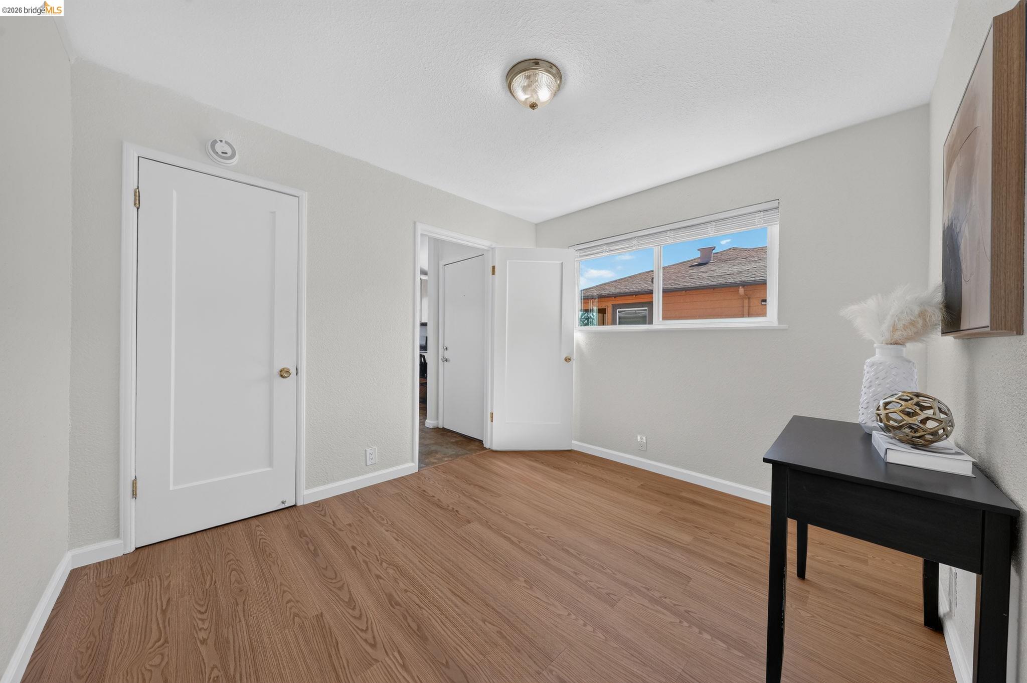 2327 Maywood Ave