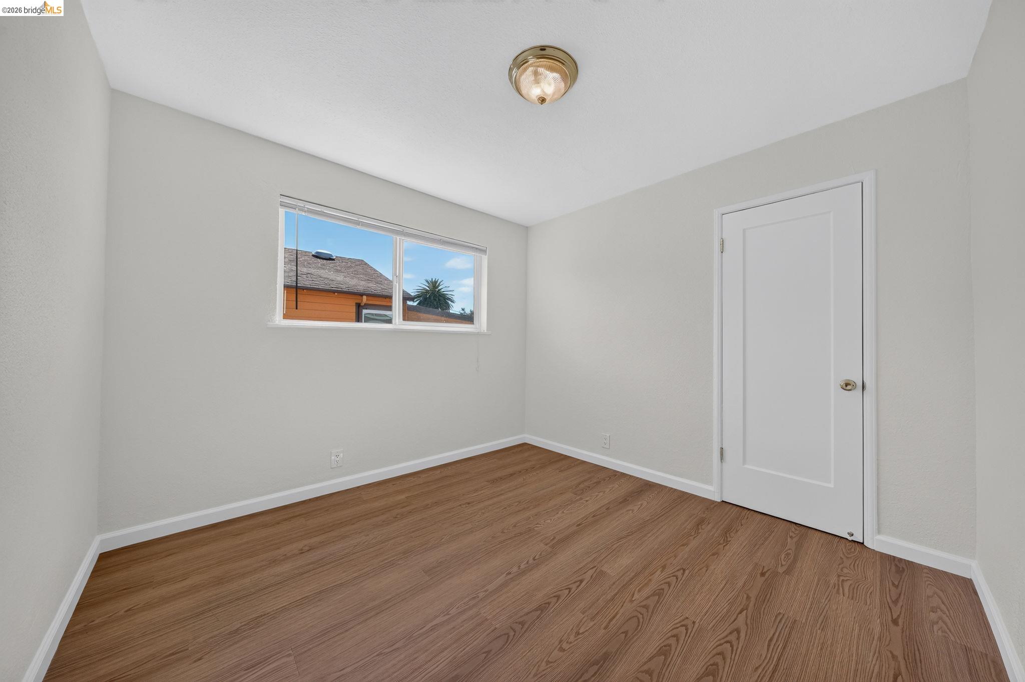 2327 Maywood Ave