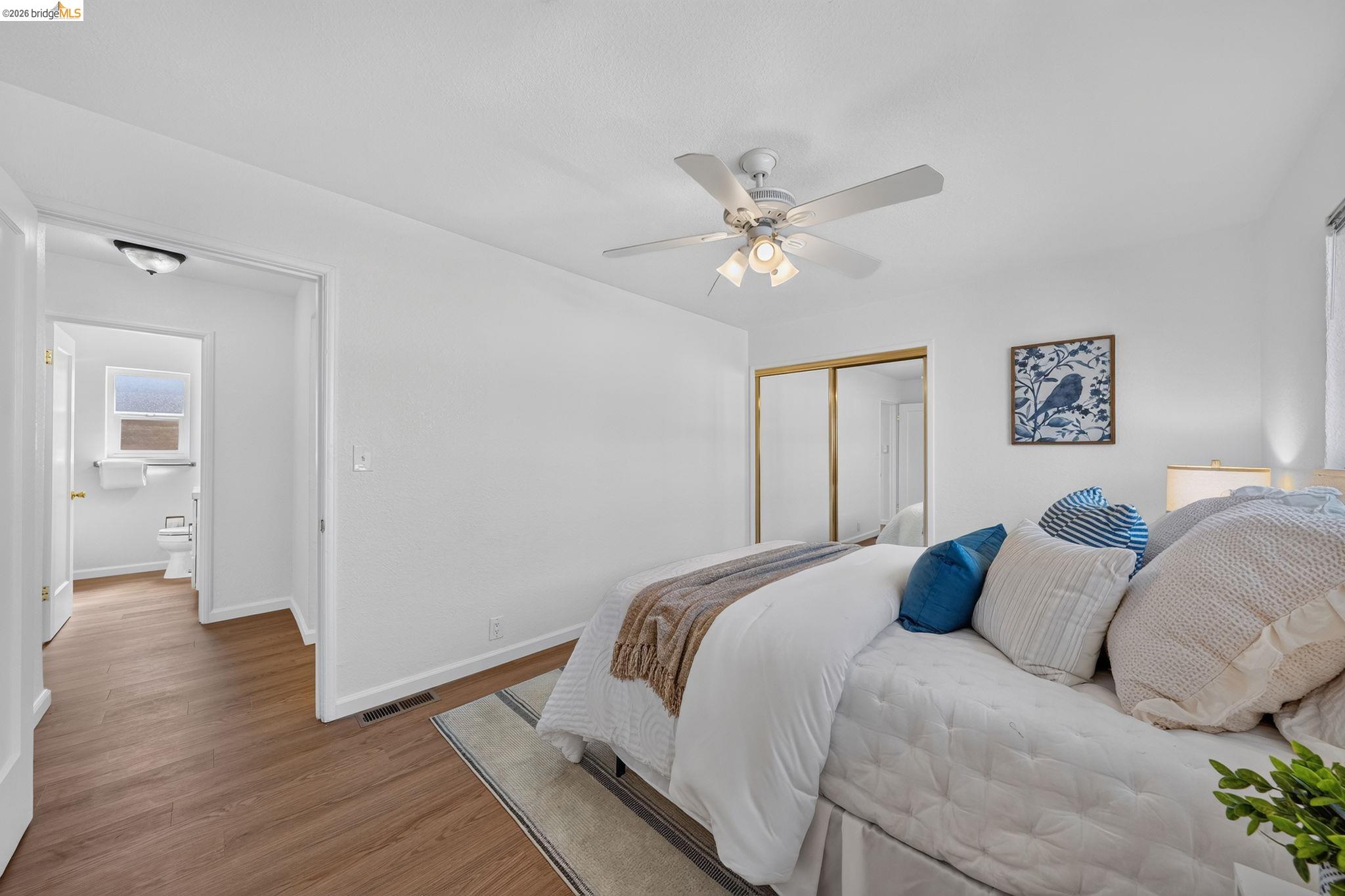 2327 Maywood Ave