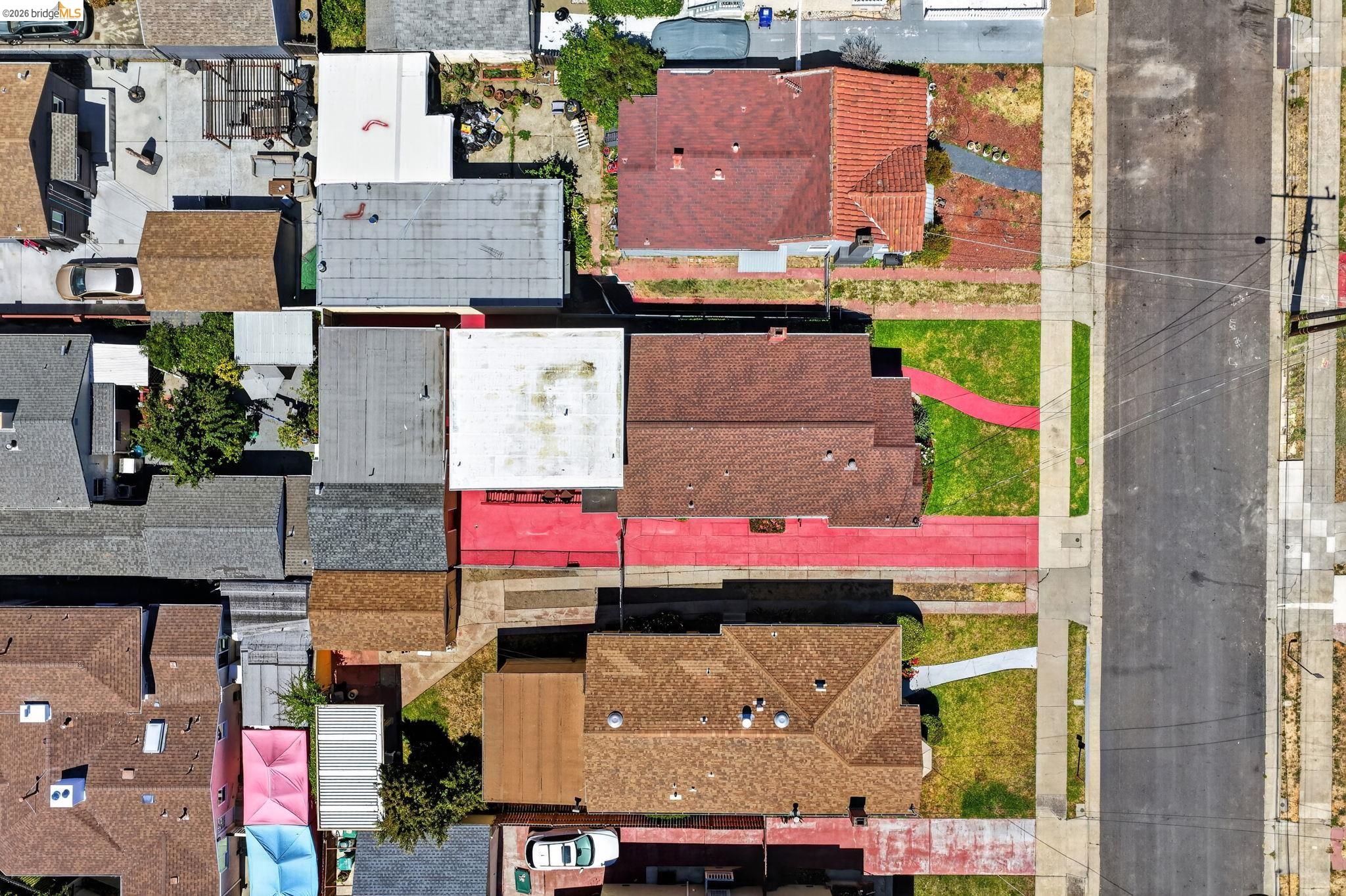 2327 Maywood Ave