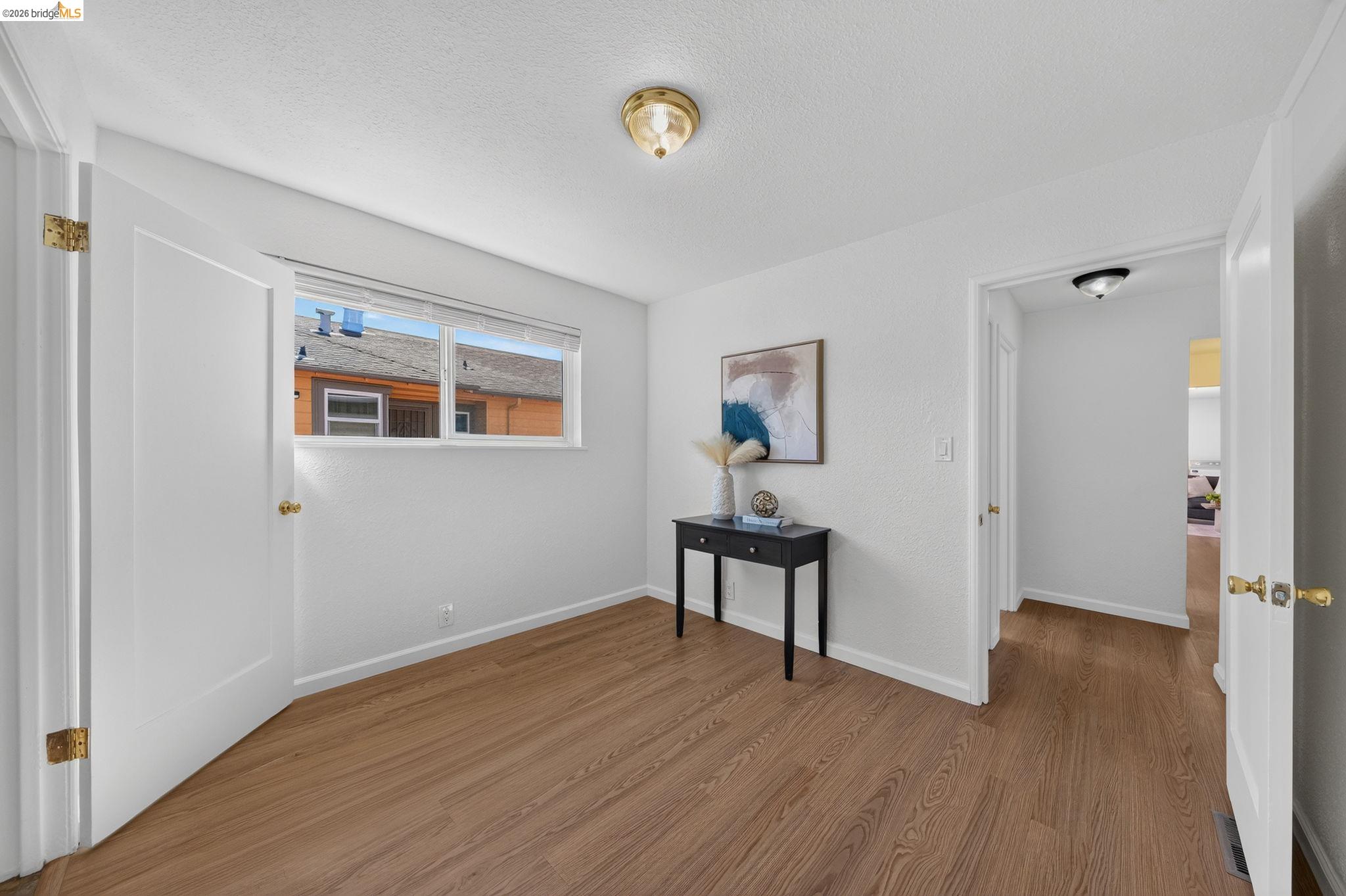 2327 Maywood Ave