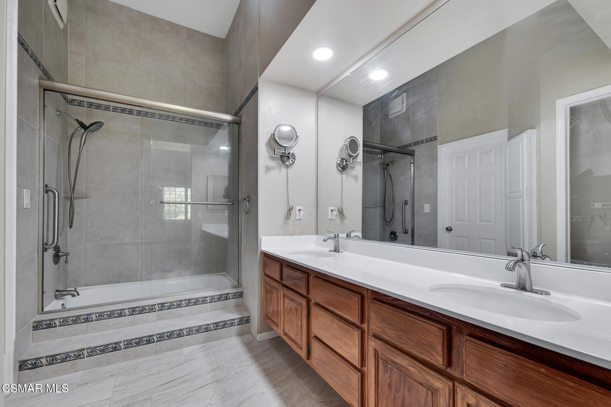 180 Windrose Drive
