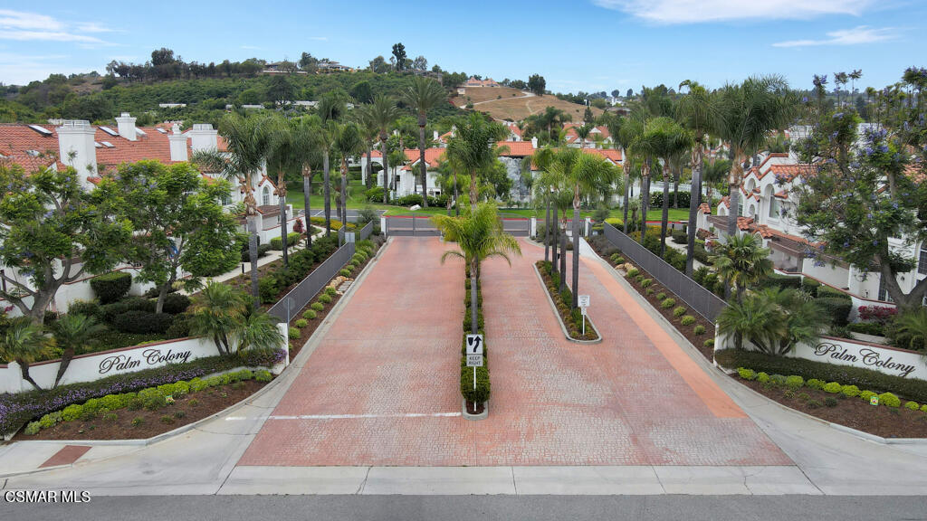 237 Camino Toluca