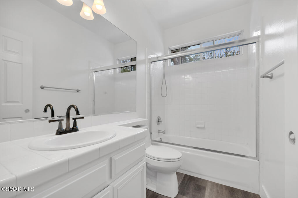 237 Camino Toluca