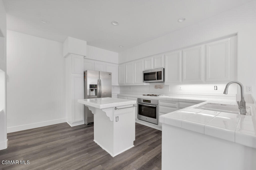 237 Camino Toluca