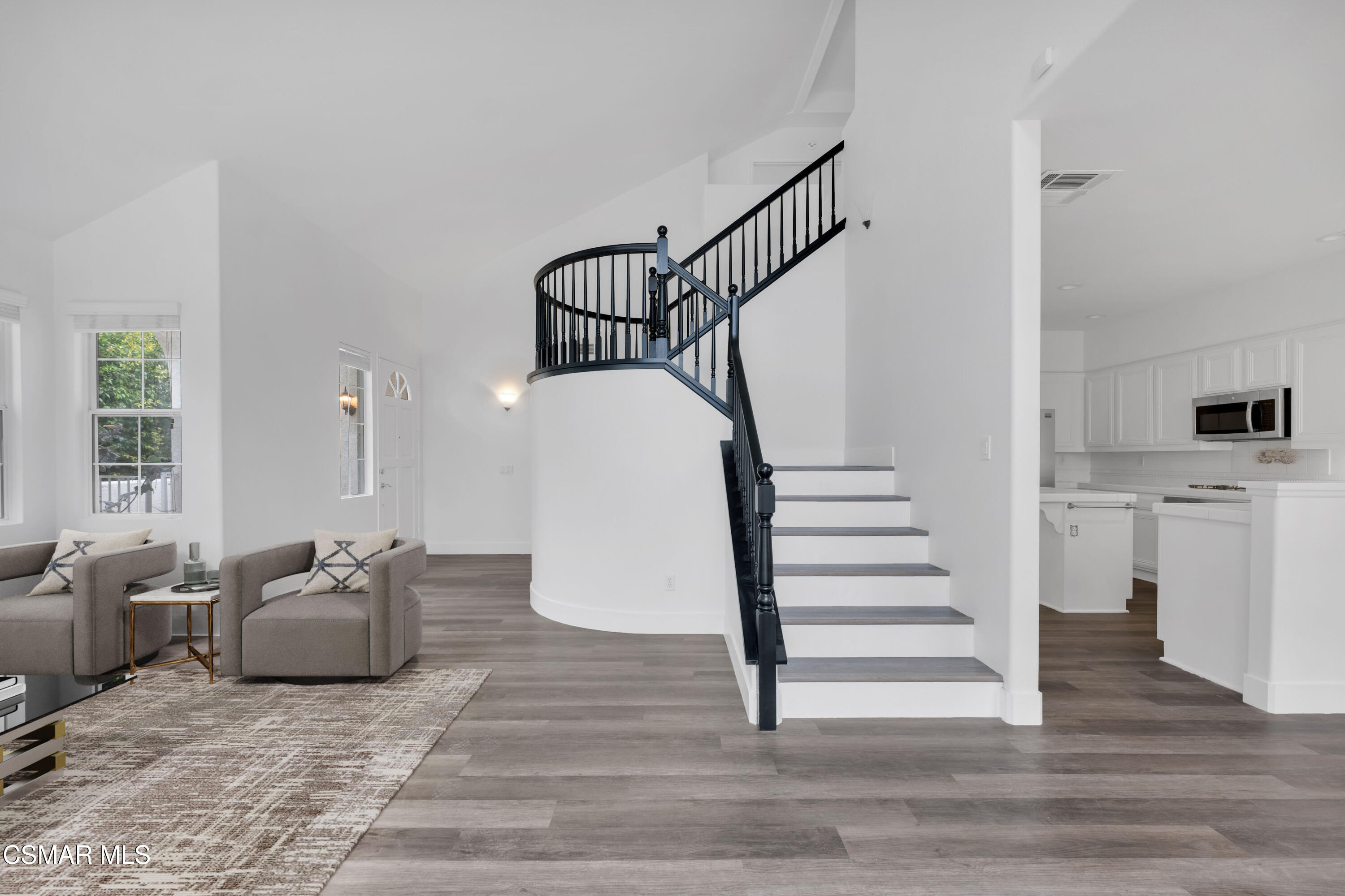 237 Camino Toluca