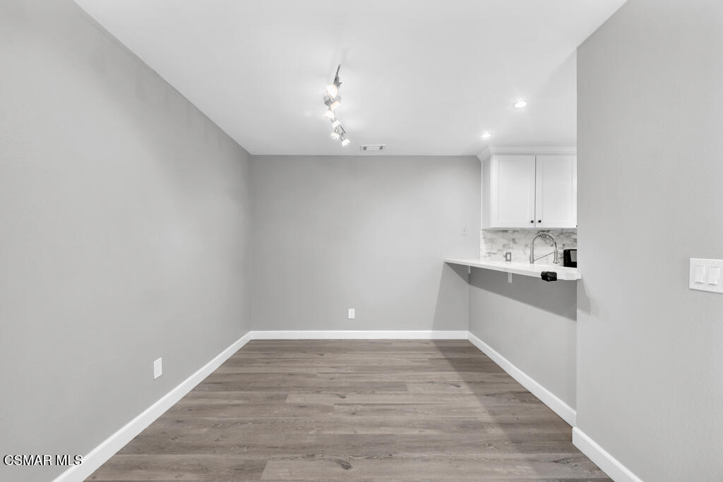 2718 Wendy Place