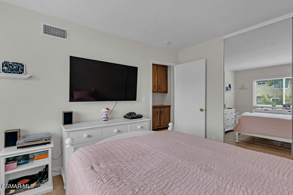 3810 Calle Clara Vista