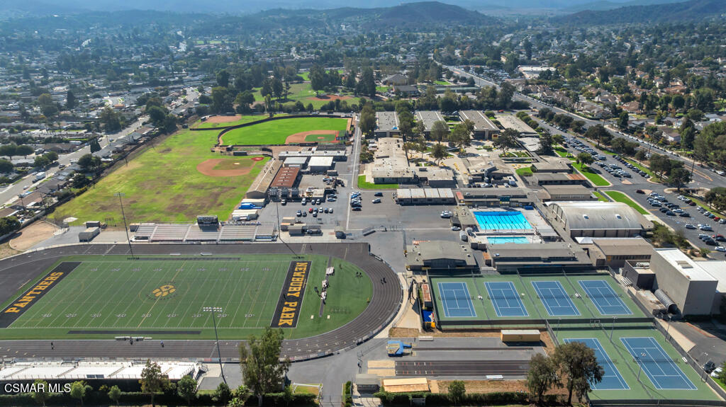 3810 Calle Clara Vista