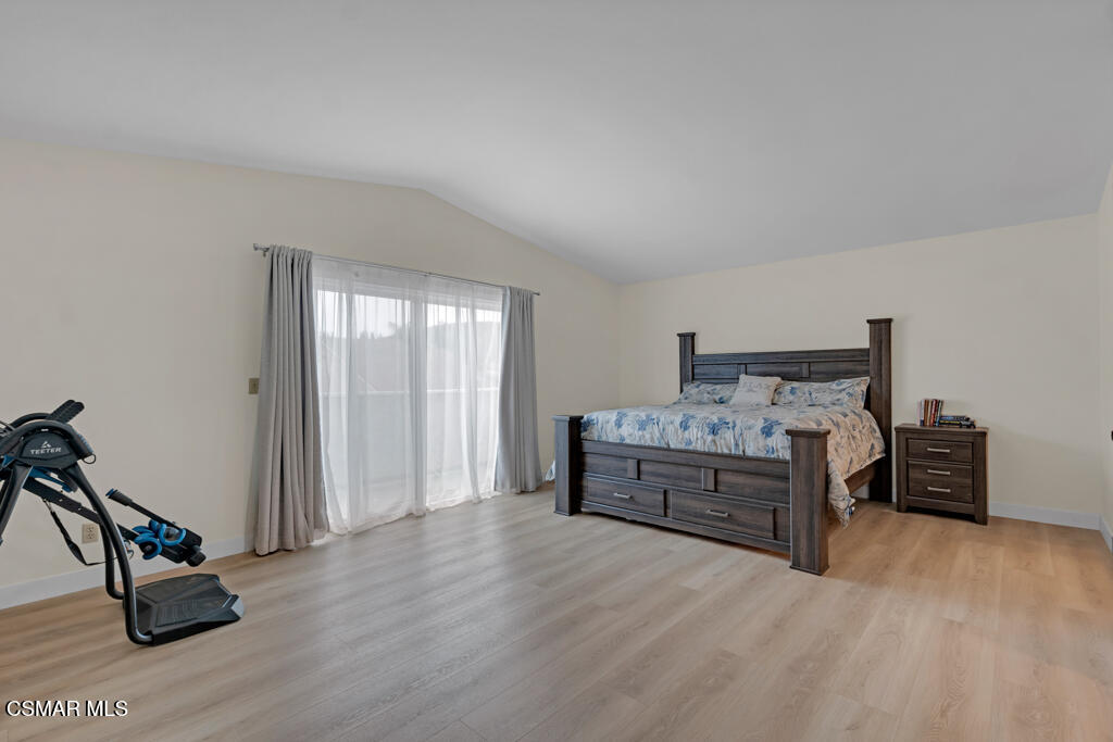 3810 Calle Clara Vista