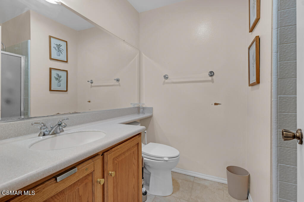 3810 Calle Clara Vista