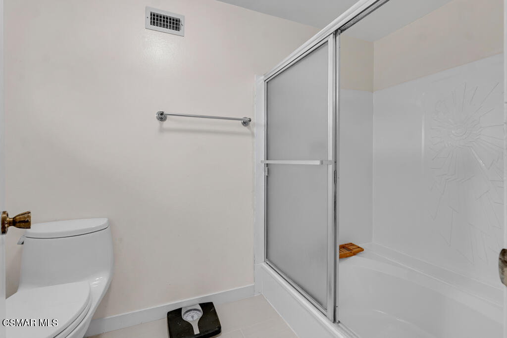 3810 Calle Clara Vista