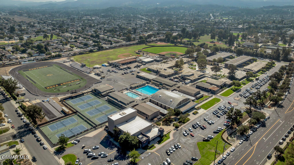 3810 Calle Clara Vista