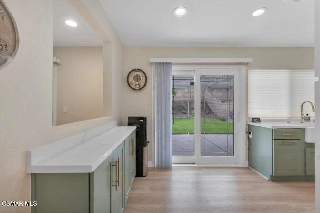 3810 Calle Clara Vista