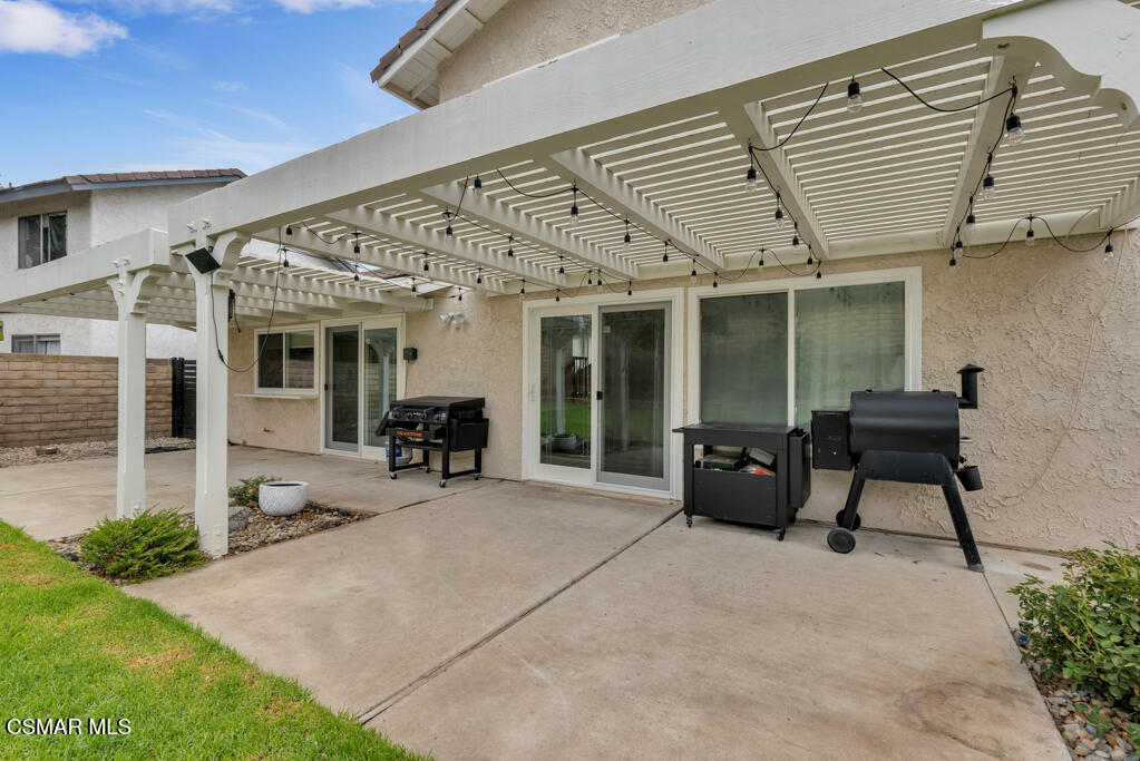 3810 Calle Clara Vista