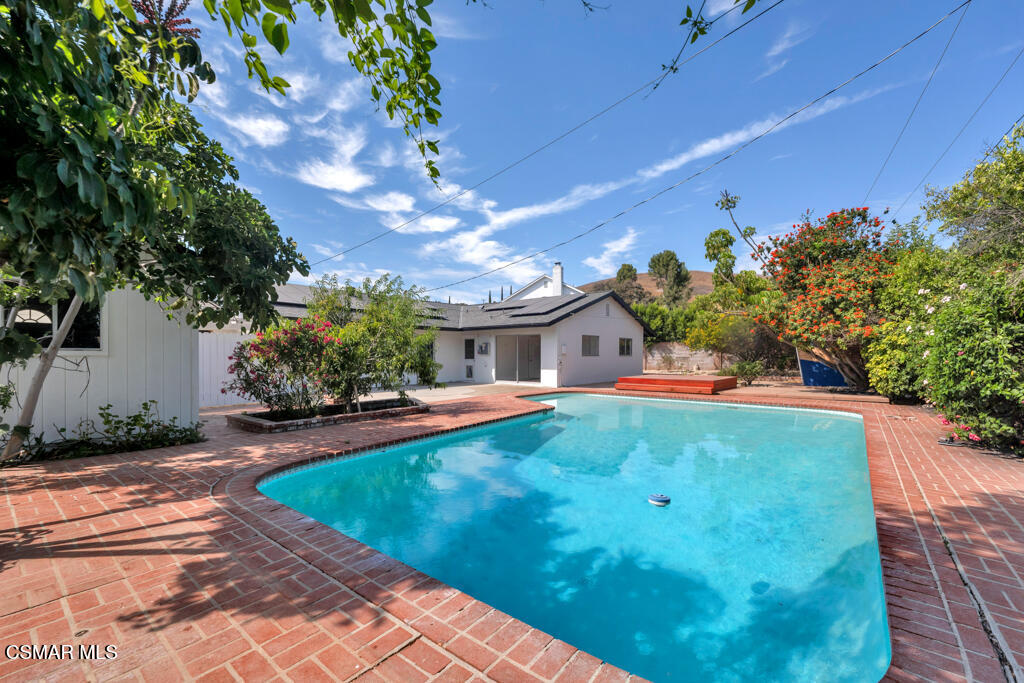 1558 Norwich Avenue, Thousand Oaks