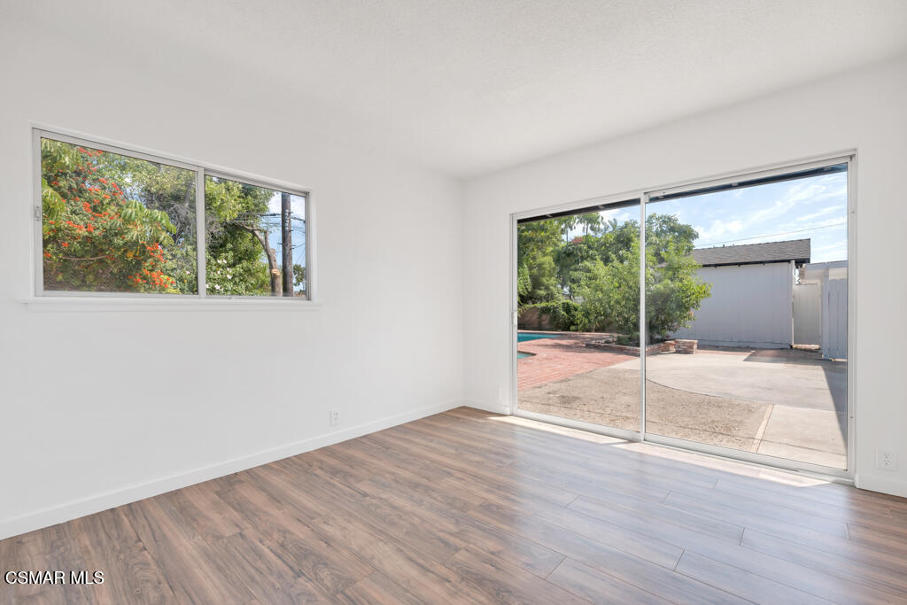 1558 Norwich Avenue, Thousand Oaks