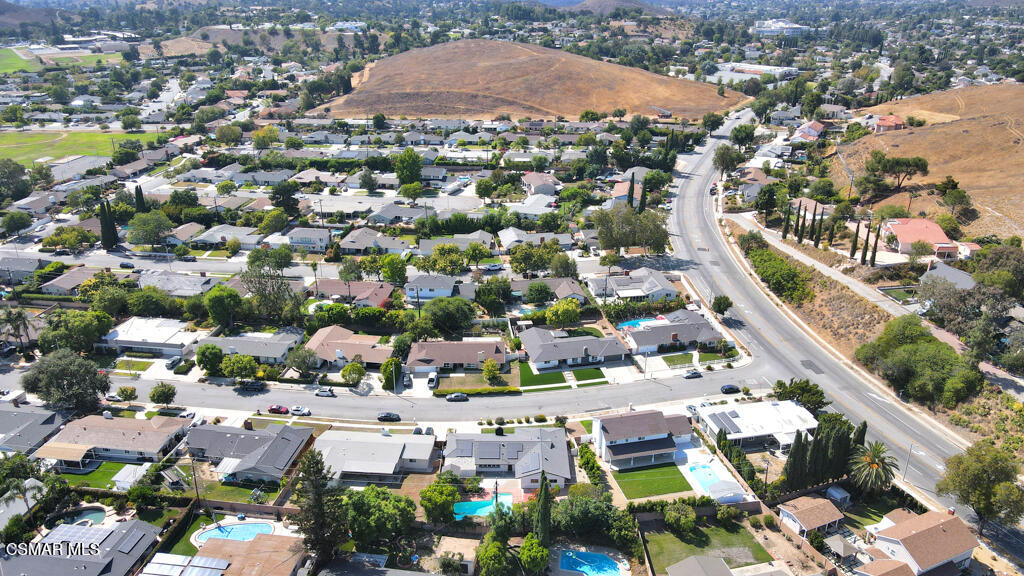 1558 Norwich Avenue, Thousand Oaks