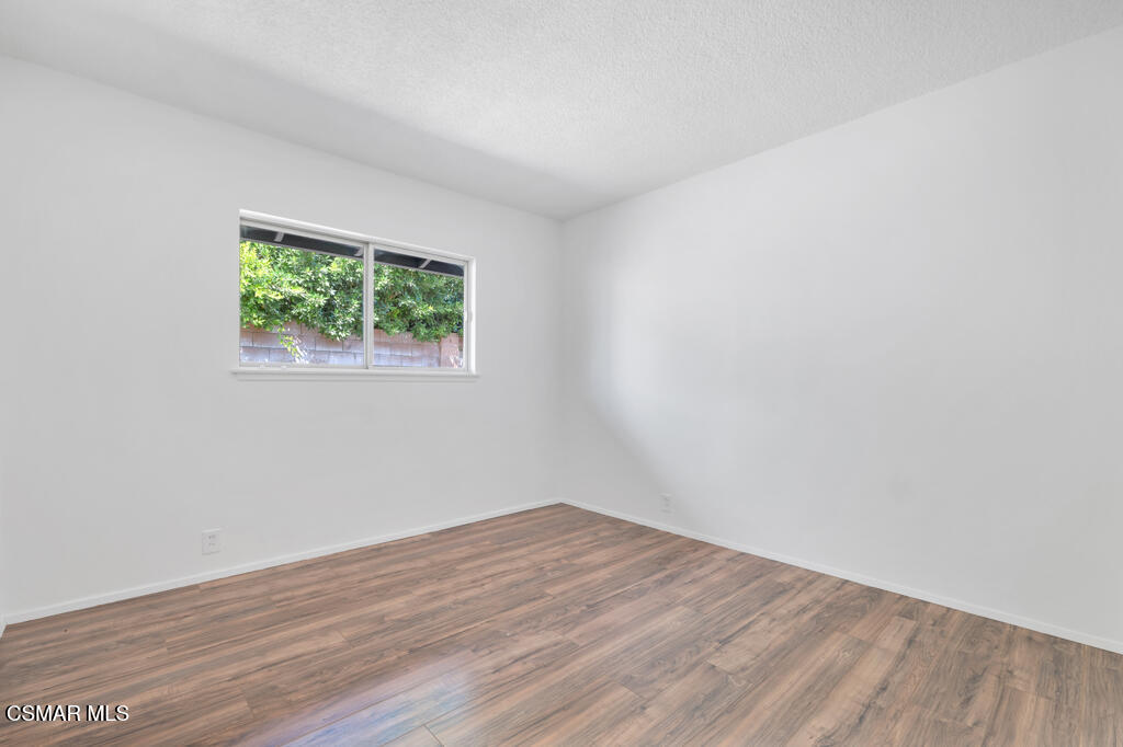 1558 Norwich Avenue, Thousand Oaks