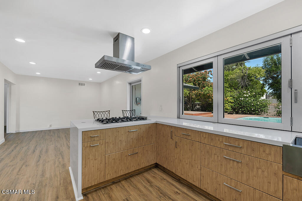 1558 Norwich Avenue, Thousand Oaks