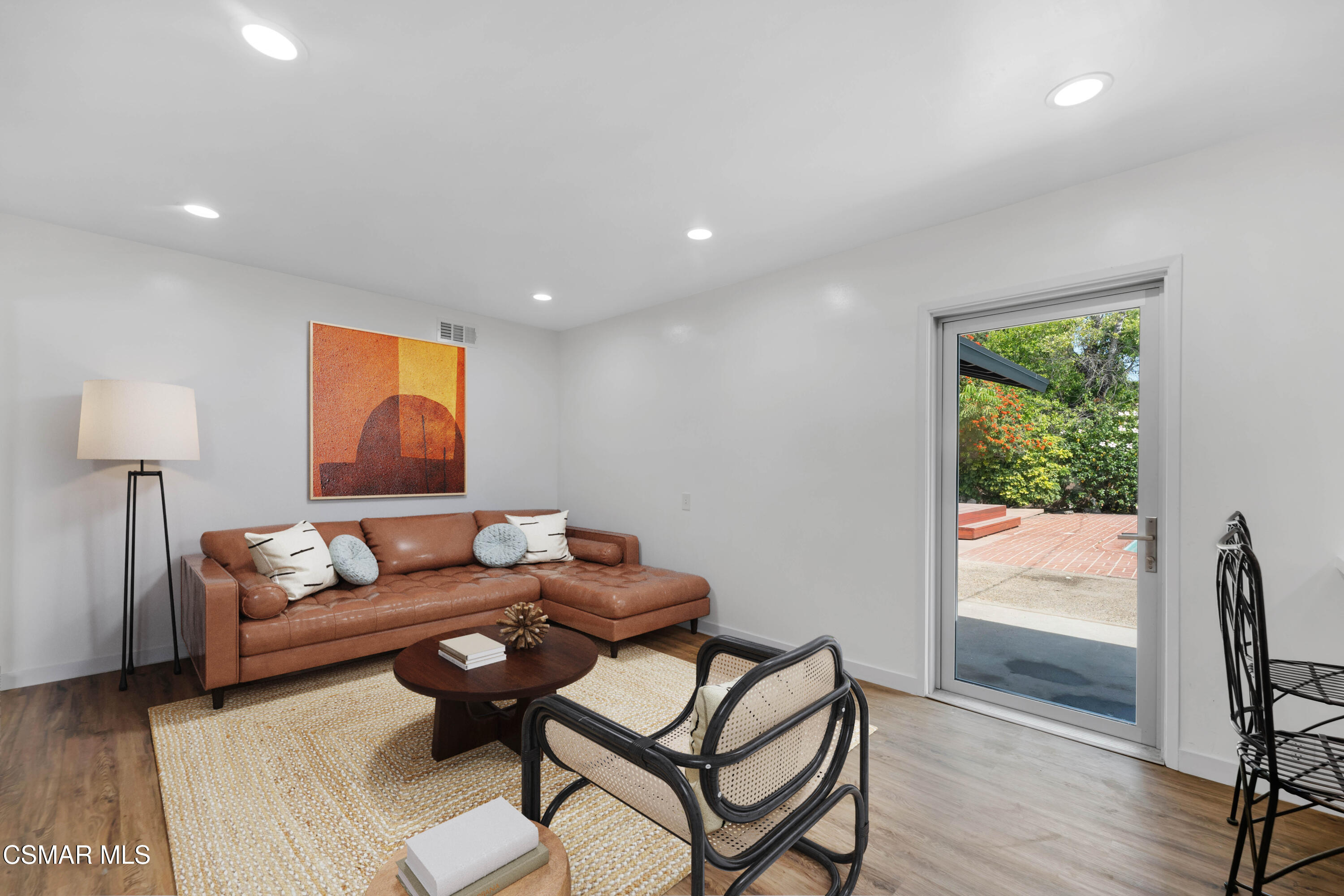 1558 Norwich Avenue, Thousand Oaks