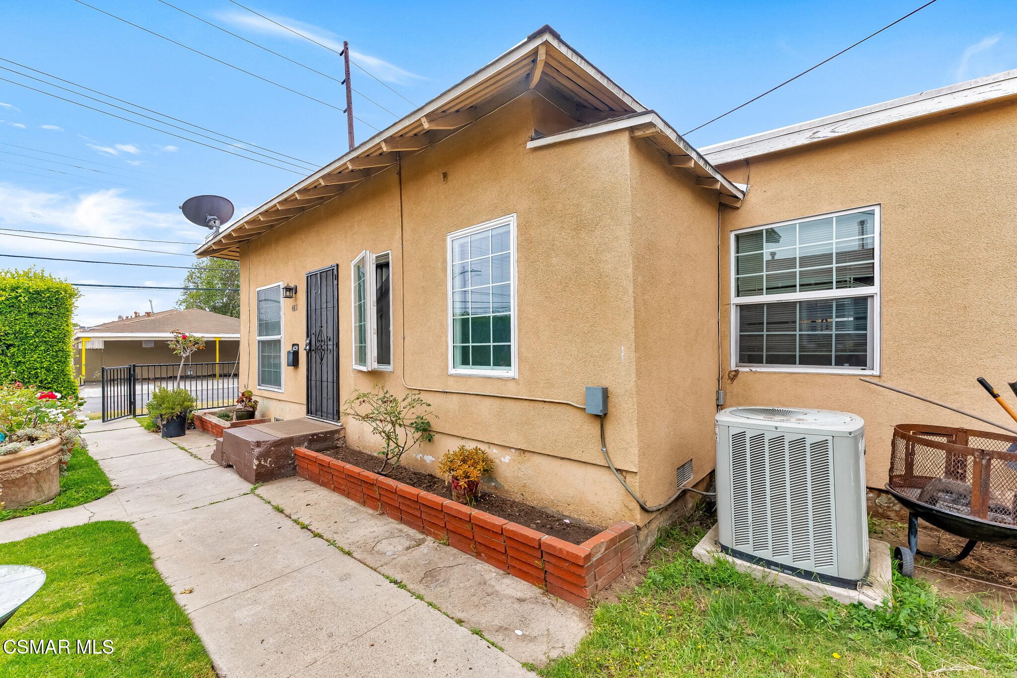 10333 S Inglewood Avenue, Inglewood