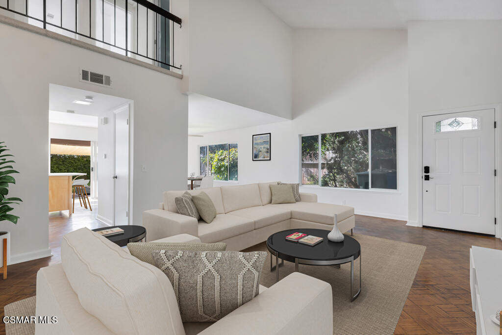 170 Spanish Moss Place, Camarillo