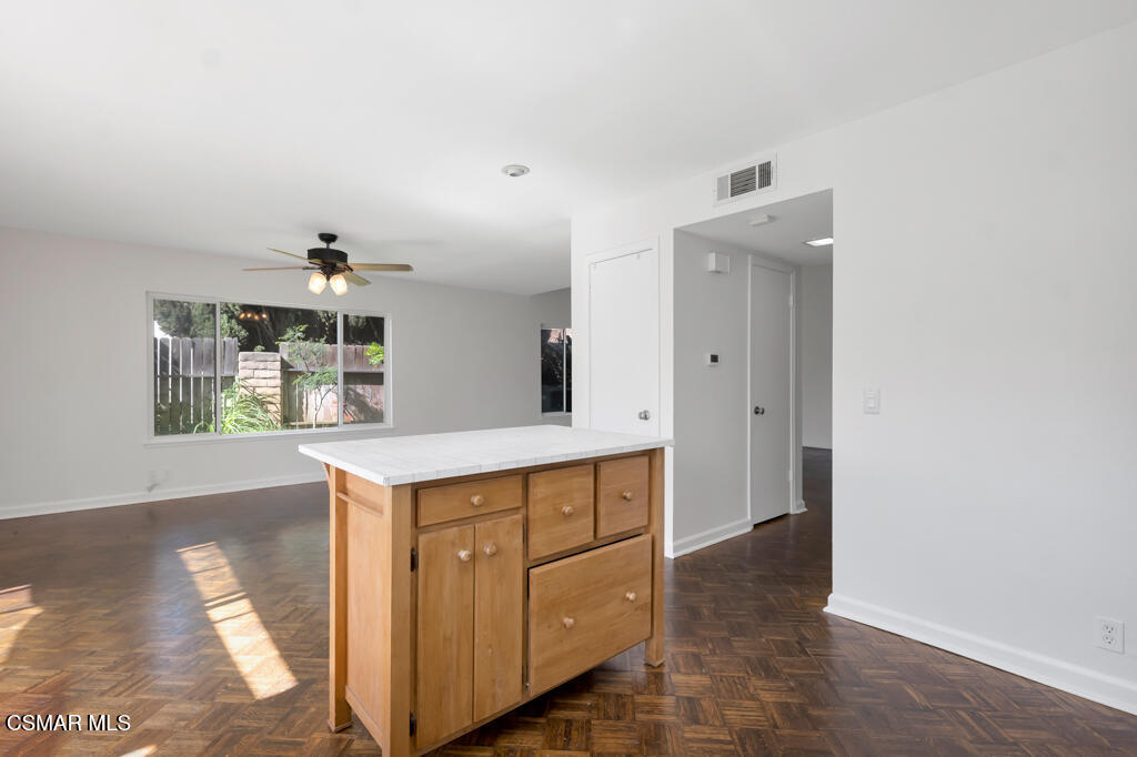 170 Spanish Moss Place, Camarillo