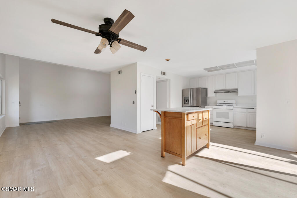 170 Spanish Moss Place, Camarillo