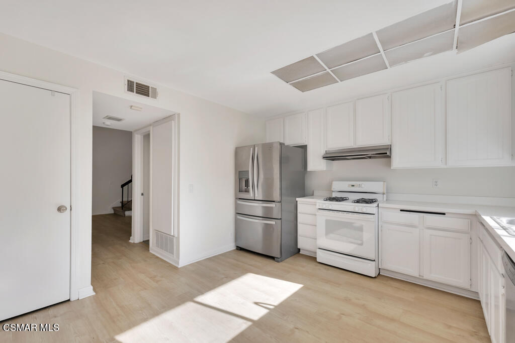 170 Spanish Moss Place, Camarillo