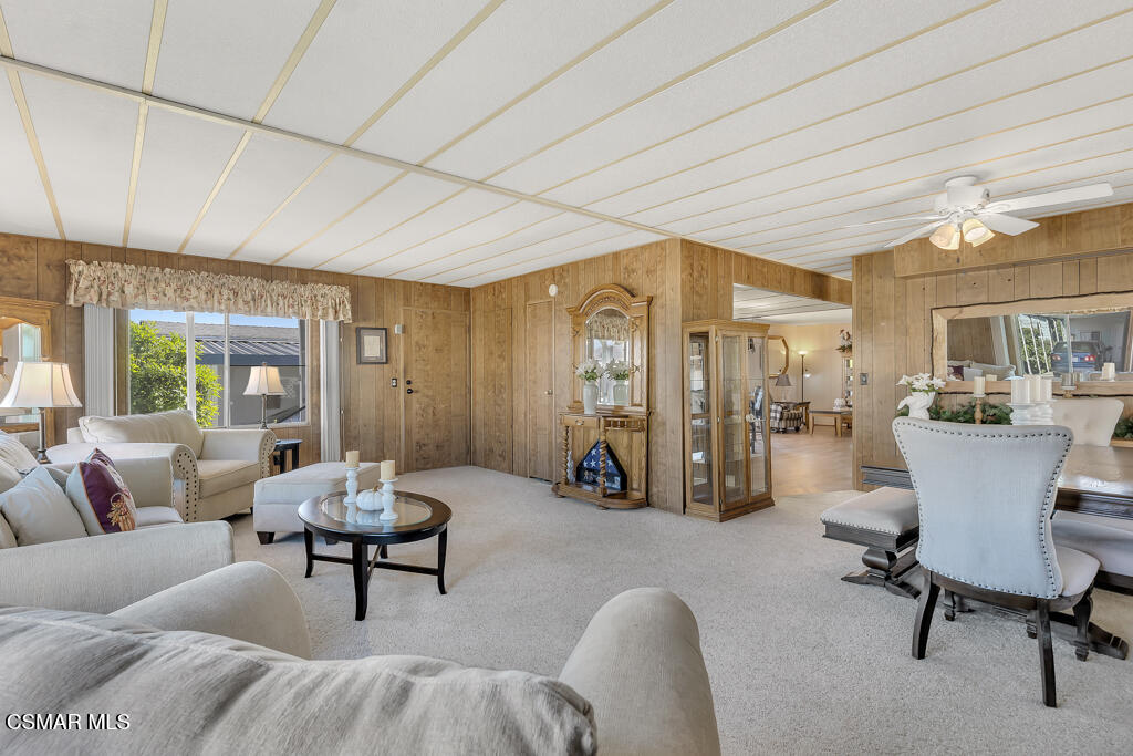 92 Poinsettia Gardens Drive