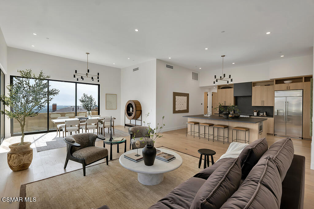 679 Adirondack Avenue