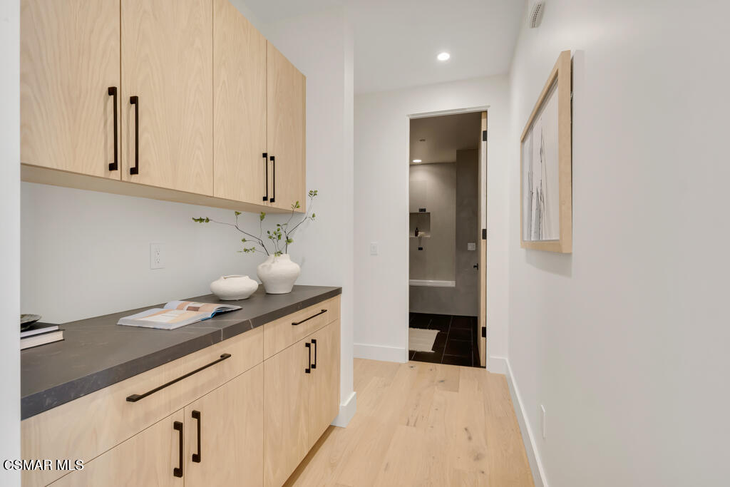 679 Adirondack Avenue