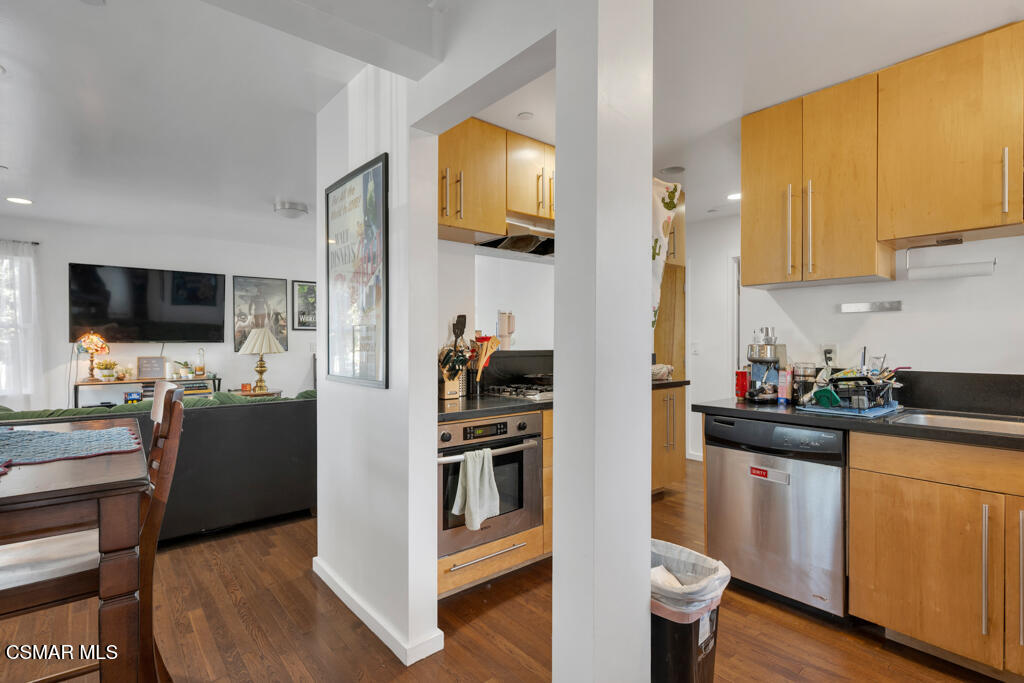 625 N Niagara Street