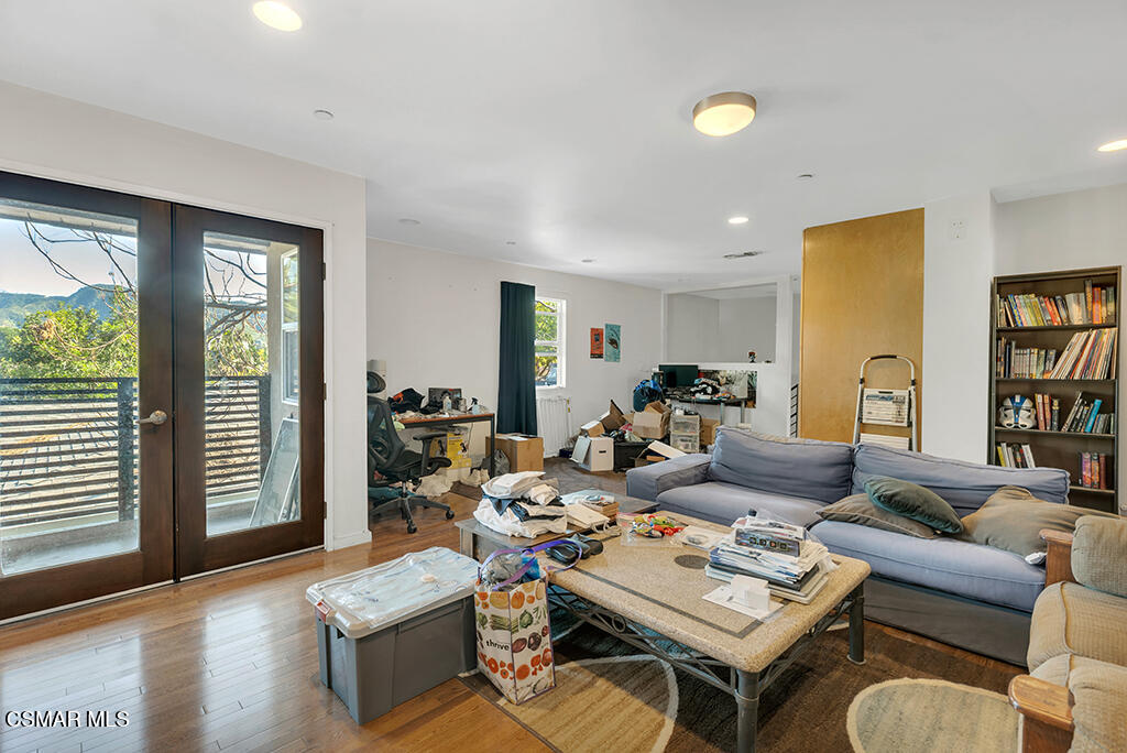 625 N Niagara Street