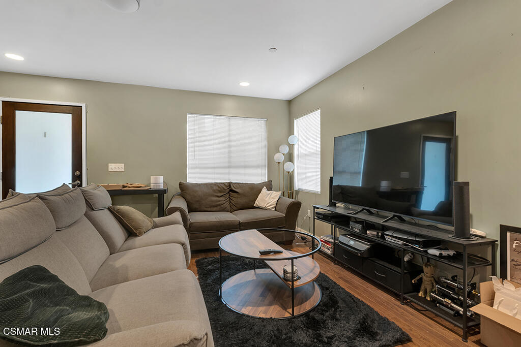 625 N Niagara Street