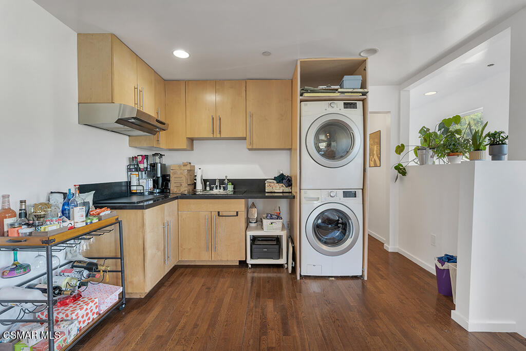 625 N Niagara Street