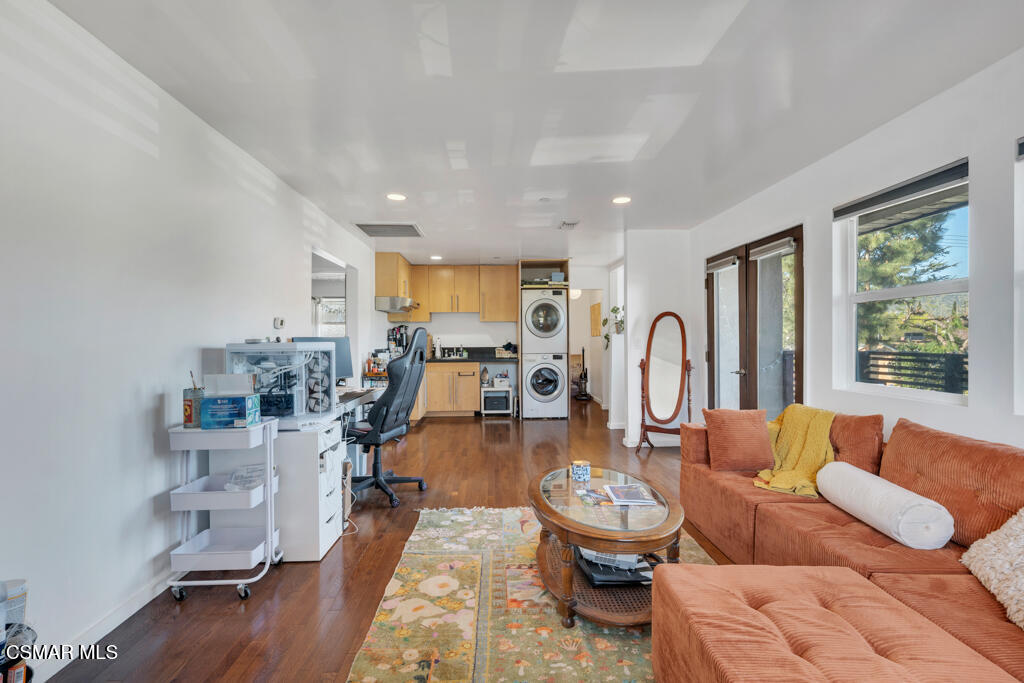 625 N Niagara Street